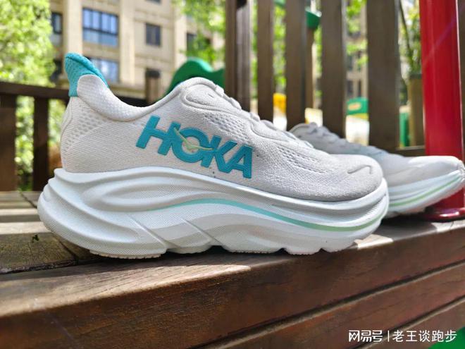 10：恰到好处的卓越跑鞋HOKA CLIFTON