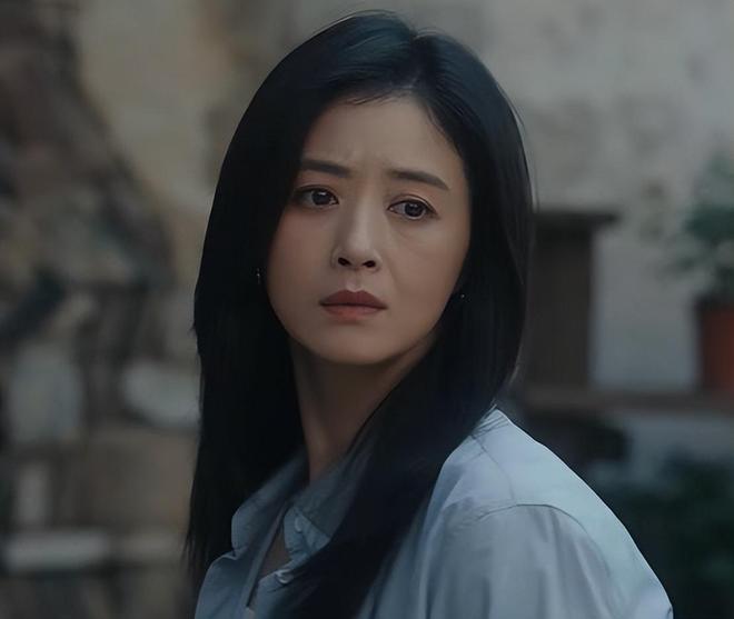 松的演技蒋欣的脸蛋童瑶的衣品央视《四喜》出圈理由：侯岩(图3)