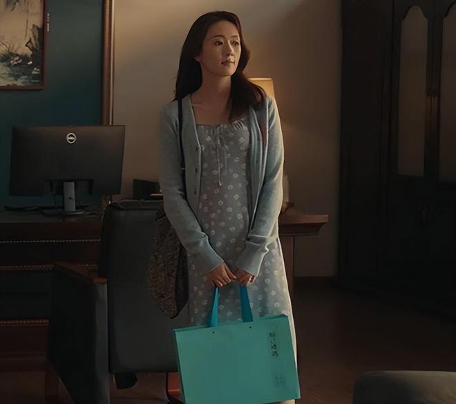 松的演技蒋欣的脸蛋童瑶的衣品央视《四喜》出圈理由：侯岩(图6)